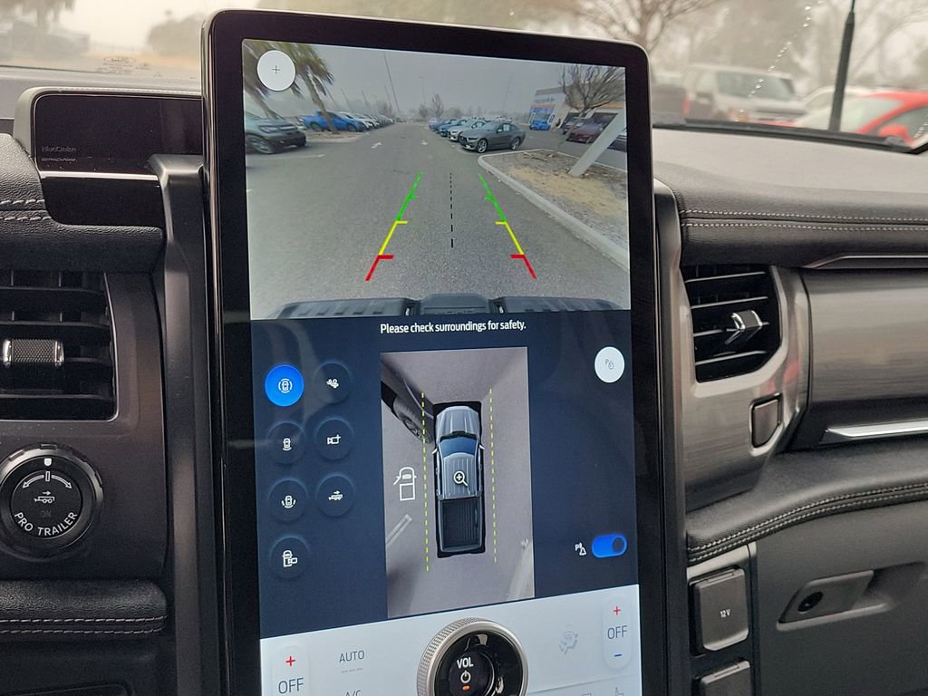 Used 2025 Ford F150 Lightning Flash image 26