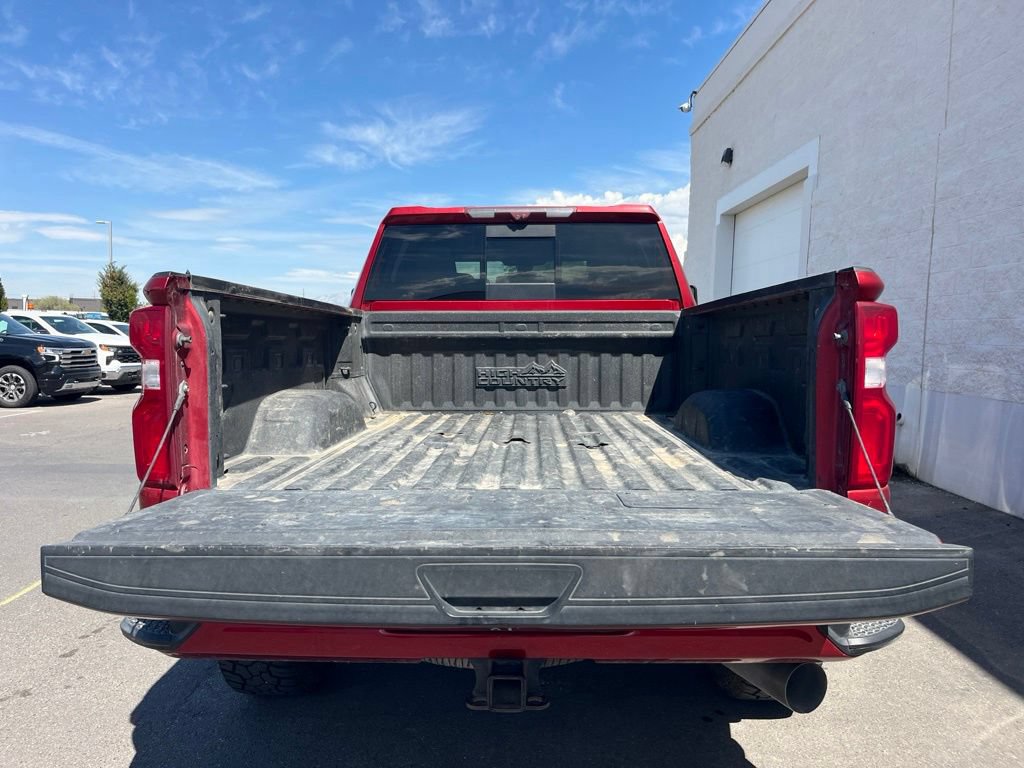 Used 2022 Chevrolet Silverado 3500 High Country w/ Technology Package AWD/4WD image 34