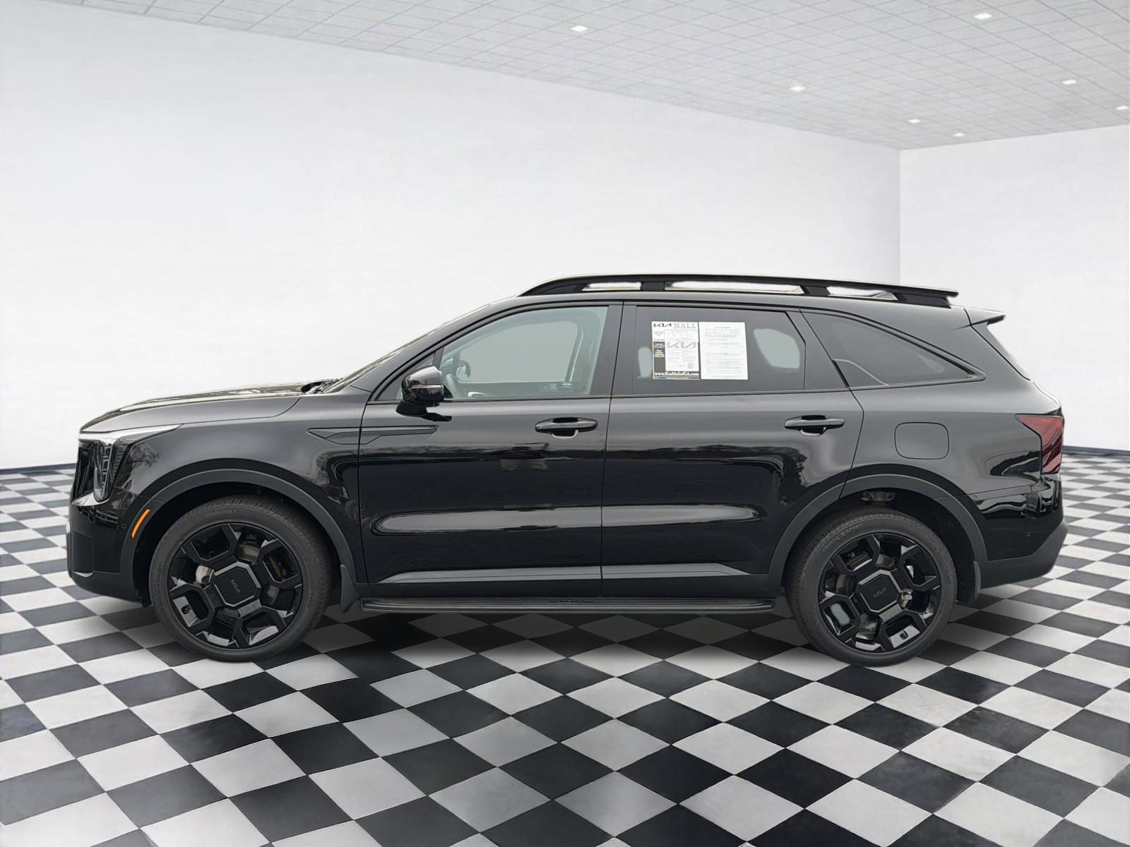 Used 2025 Kia Sorento SX AWD/4WD image 4