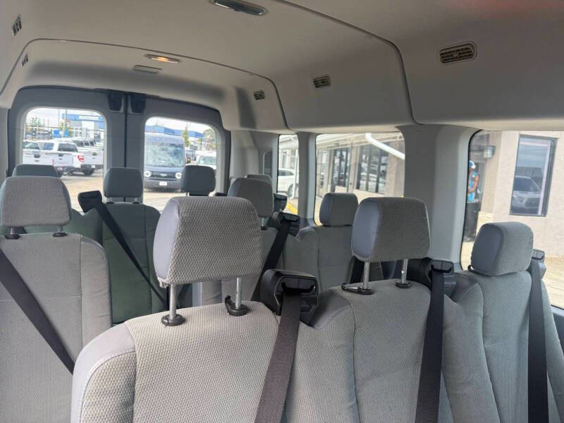 Used 2016 Ford Transit 350 XL image 13