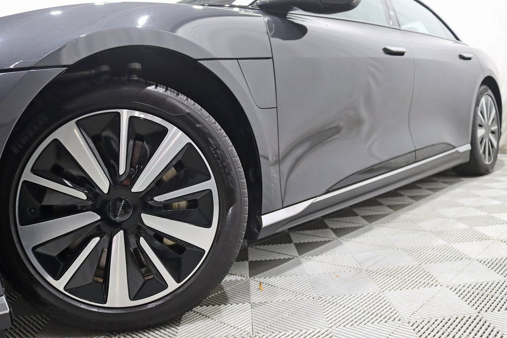 Used 2022 Lucid Air Grand Touring image 4
