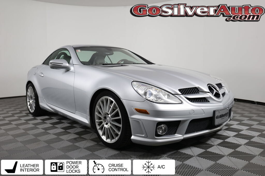 Used 2010 Mercedes-Benz SLK 350 image 1