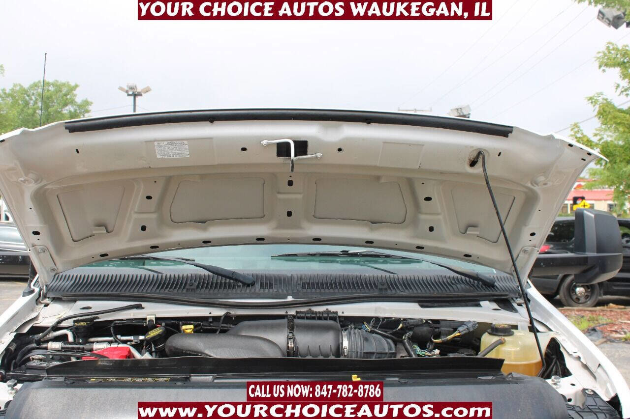 Used 2012 Ford E-450 and Econoline 450 Super Duty image 20