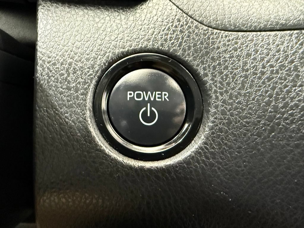 Used 2025 Toyota Camry LE FWD image 42