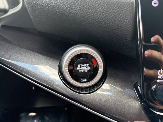 Certified 2024 Jeep Wagoneer 4WD w/ HD Trailer Tow Package image 22