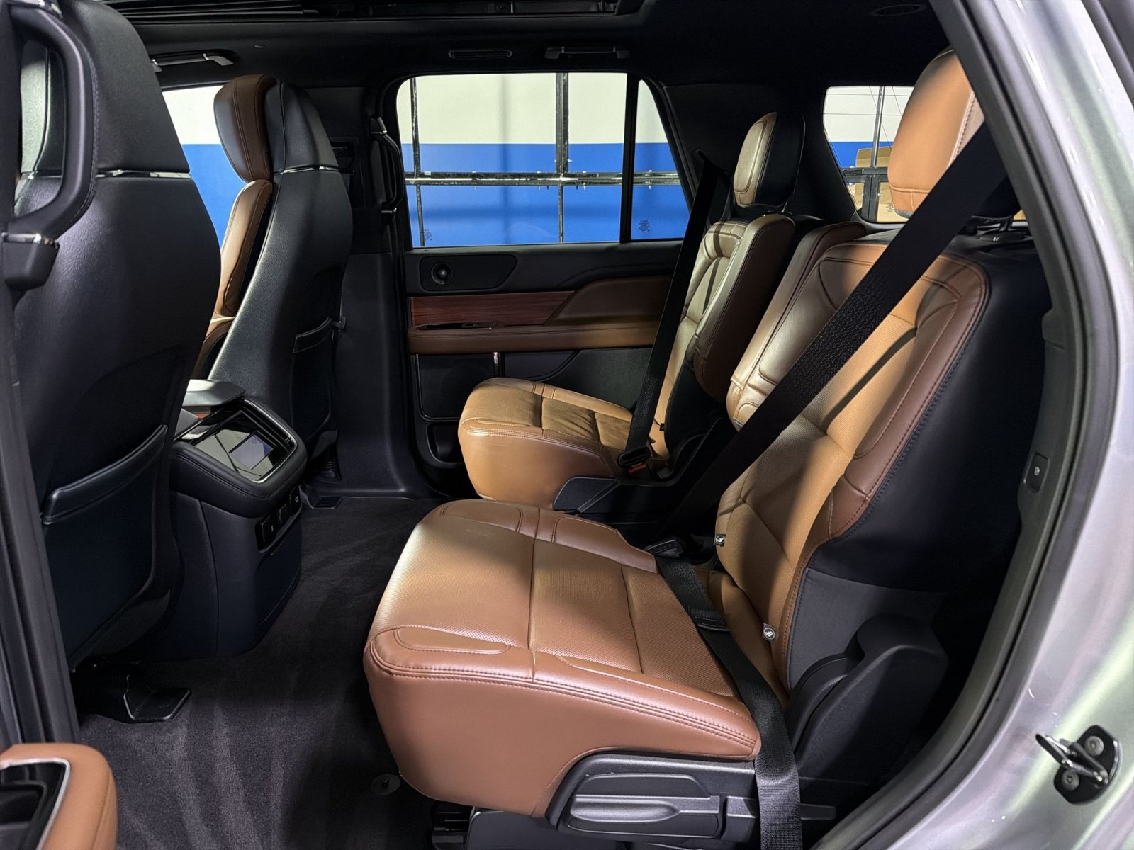 Used 2024 Lincoln Navigator Reserve AWD/4WD image 27