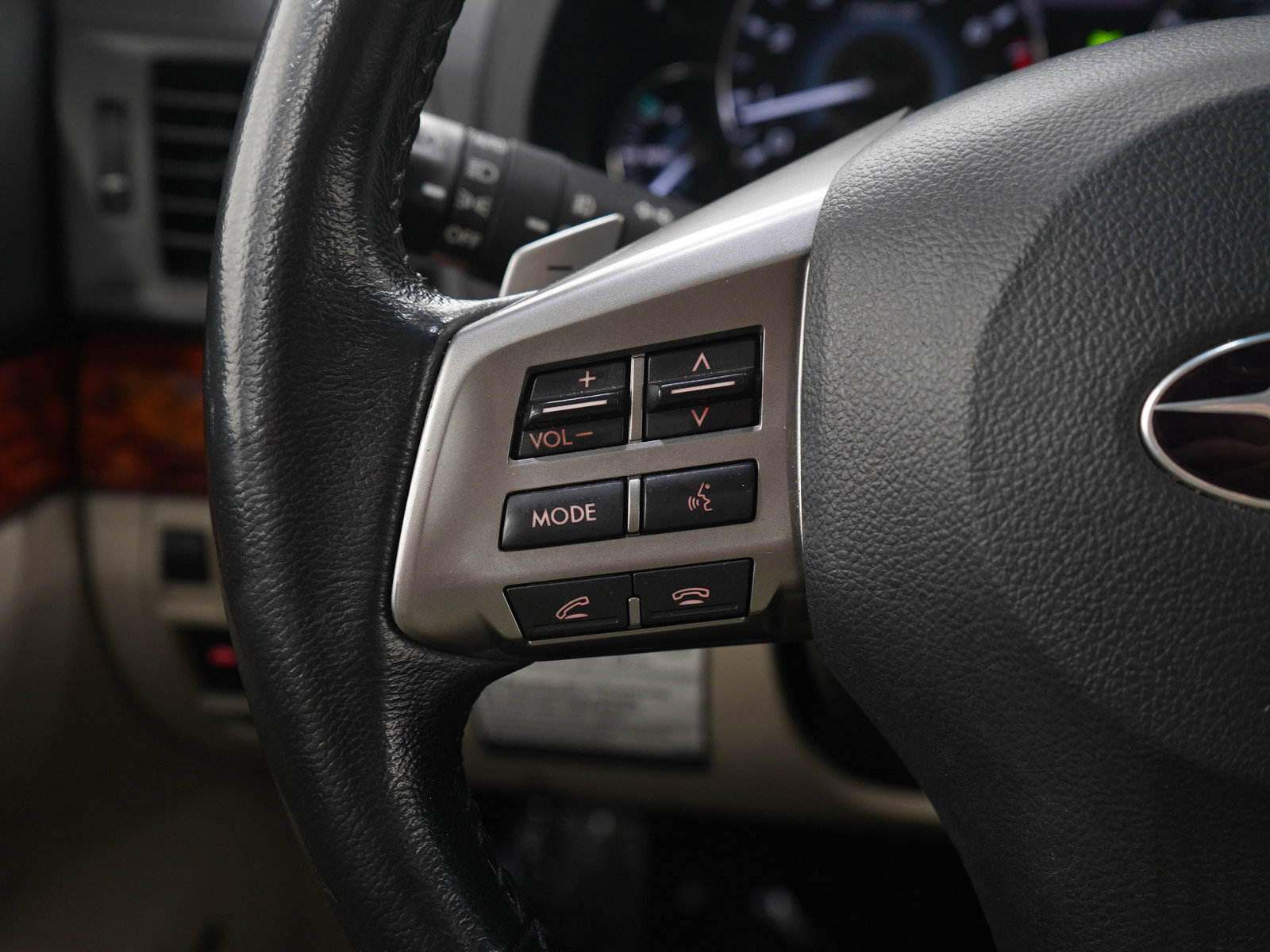 Used 2012 Subaru Outback 2.5i Limited w/ Moonroof Pkg image 24