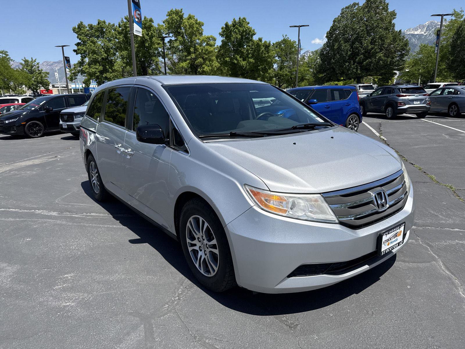 Used 2012 Honda Odyssey EX image 4
