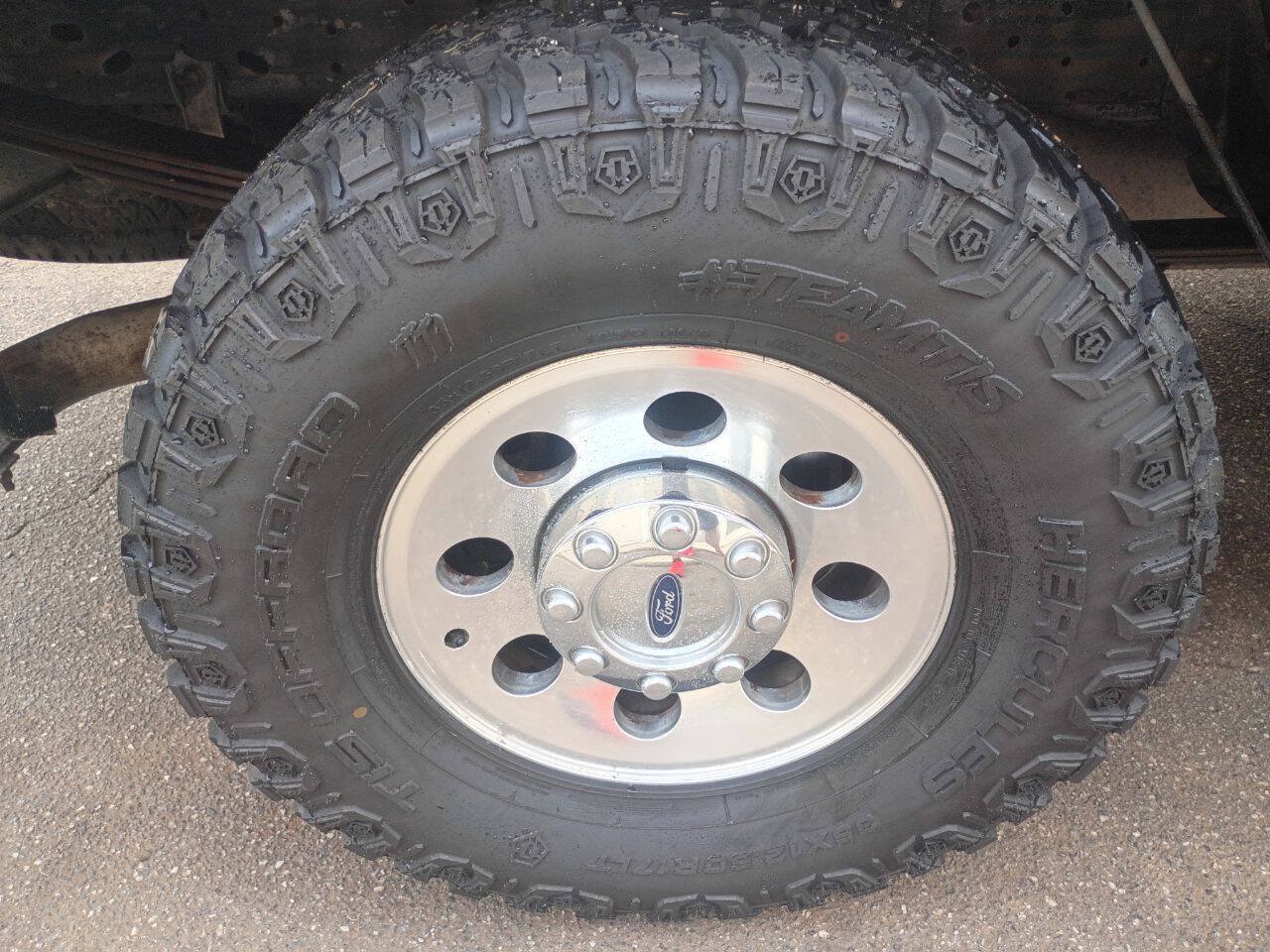 Used 2005 Ford F250 XLT AWD/4WD image 16
