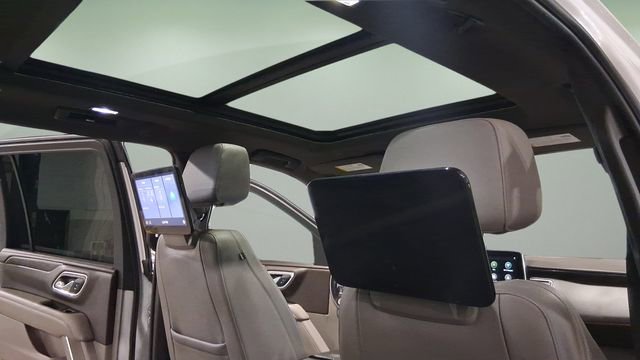 Used 2021 Chevrolet Suburban LT w/ Rear Media and Nav Package image 17