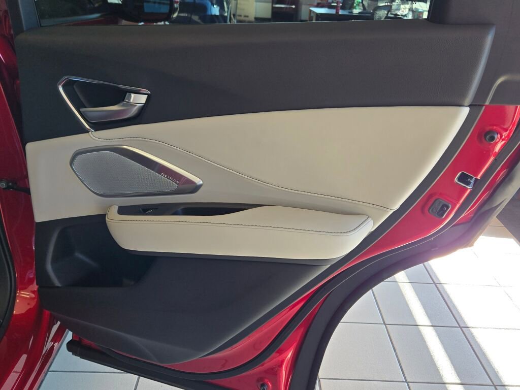 New 2025 Acura RDX w/ Technology Package image 12
