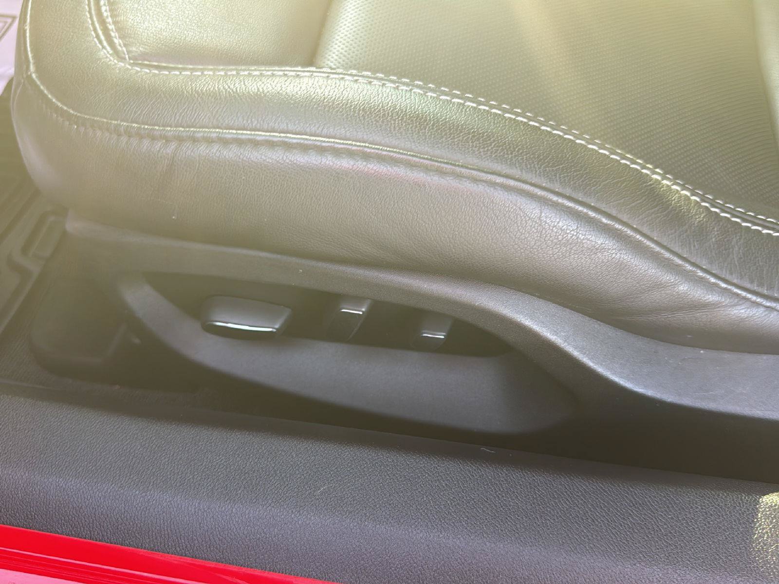 Used 2017 Chevrolet Corvette Stingray Convertible RWD image 20