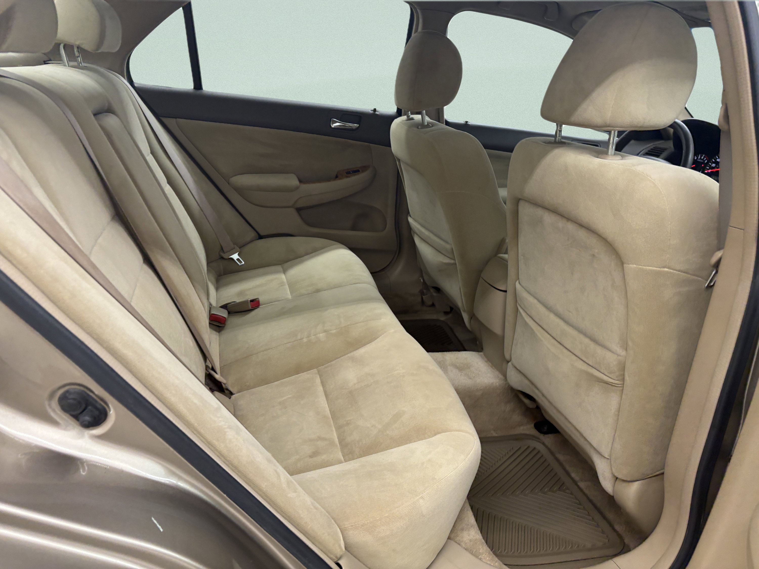 Used 2004 Honda Accord EX image 18