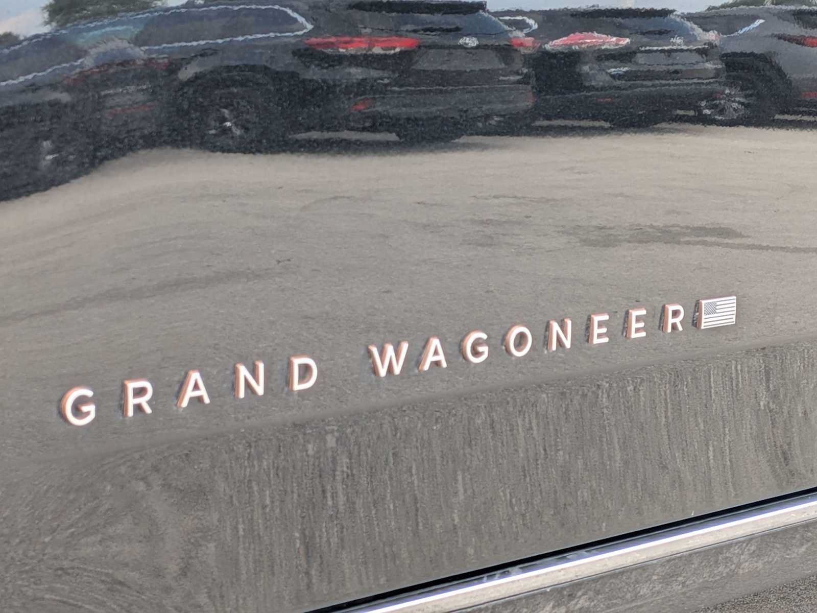 Certified 2023 Jeep Grand Wagoneer L Series III w/ HD Trailer Tow Package AWD/4WD image 12