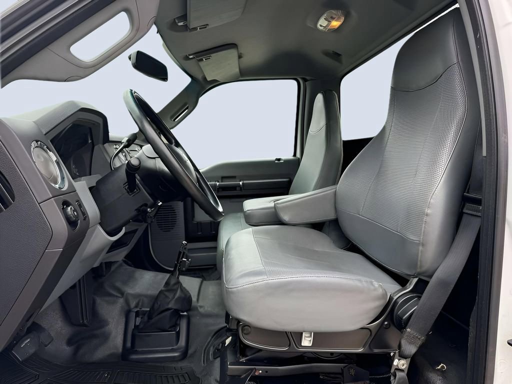 Used 2015 Ford F650 2WD Regular Cab Super Duty image 11