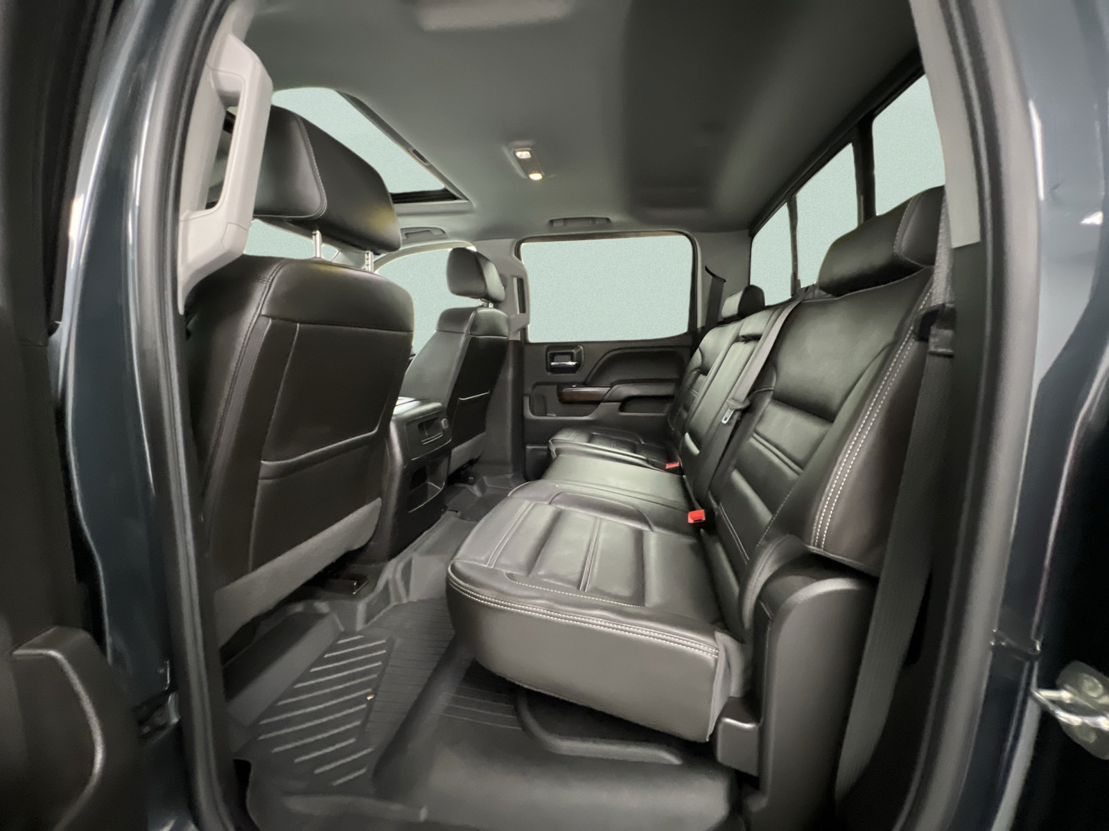 Used 2018 GMC Sierra 1500 Denali AWD/4WD image 34