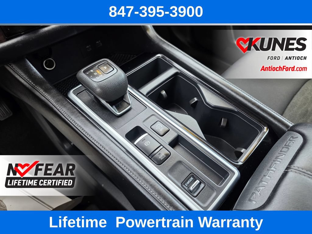 Used 2025 Nissan Pathfinder SV FWD image 47