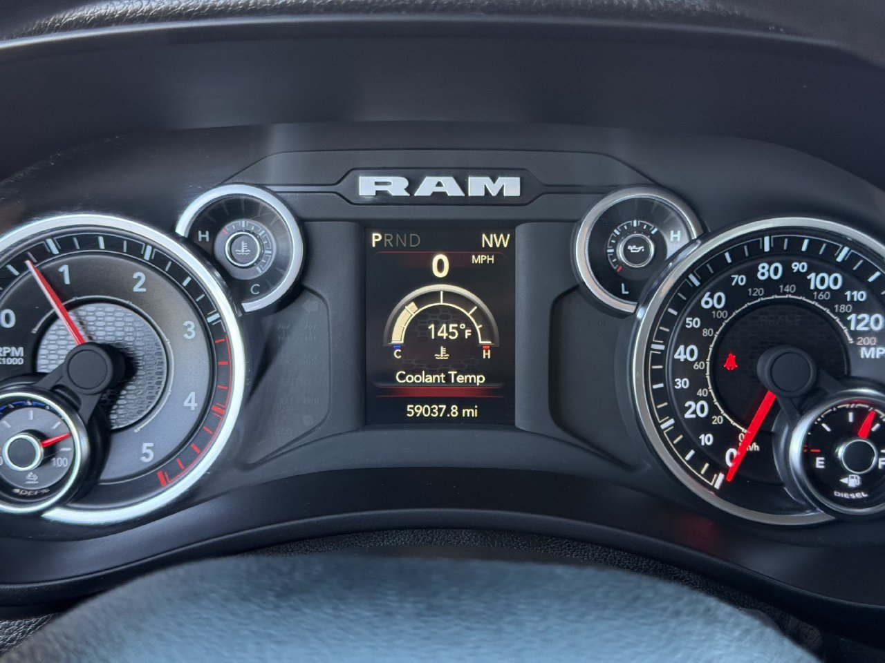 Used 2024 RAM 3500 Tradesman w/ Chrome Appearance Group AWD/4WD image 14