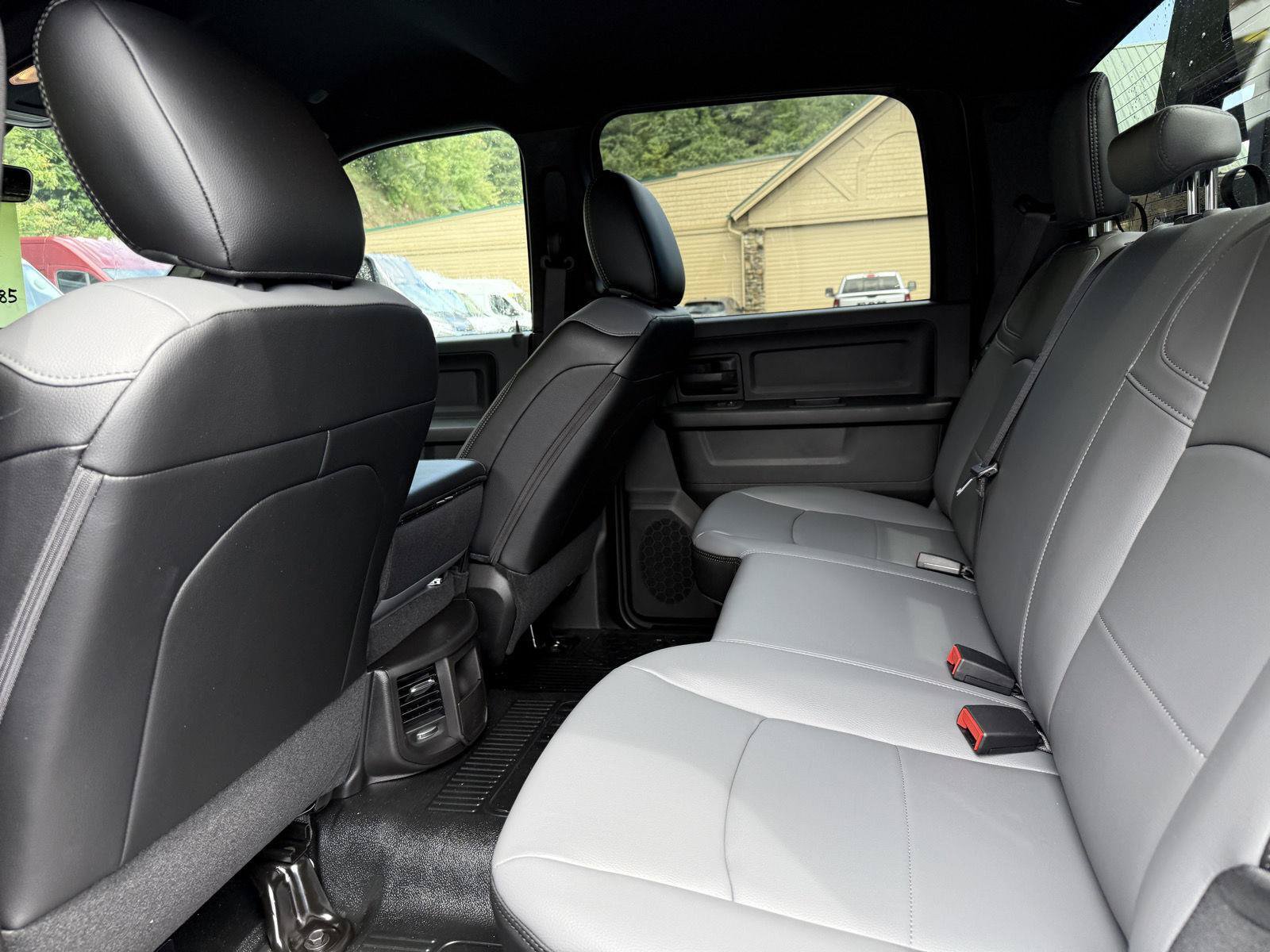 New 2026 RAM 4500 Tradesman w/ Chrome Appearance Group AWD/4WD image 23