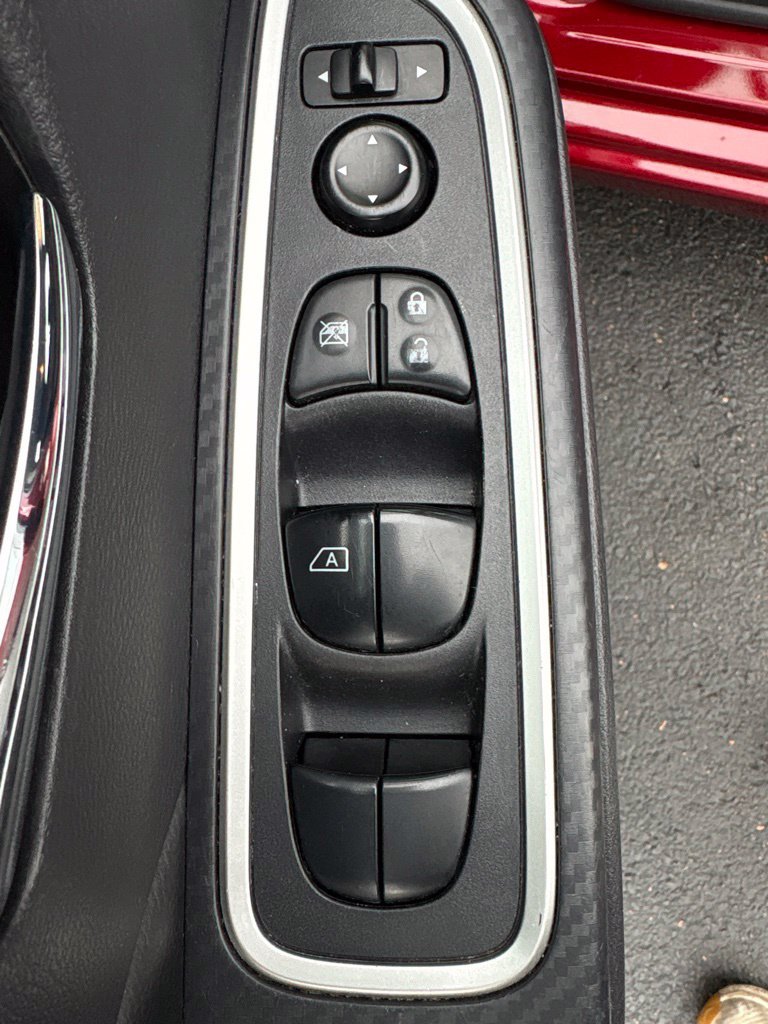 Used 2024 Nissan Versa SR w/ Trunk Package FWD image 13