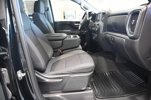 Used 2022 Chevrolet Silverado 1500 RST w/ Bed Protection Package AWD/4WD image 11