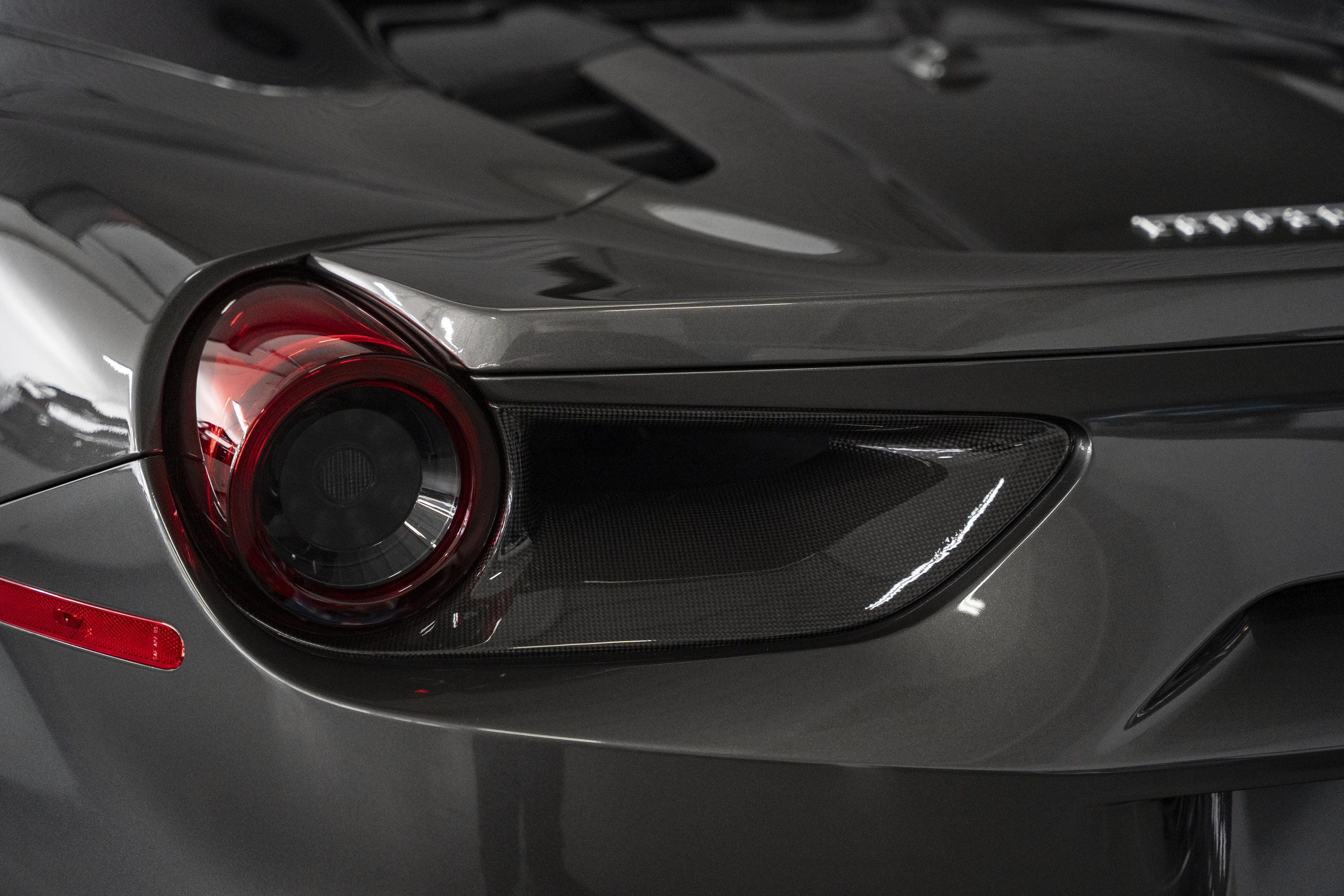 Used 2019 Ferrari 488 Spider RWD image 16