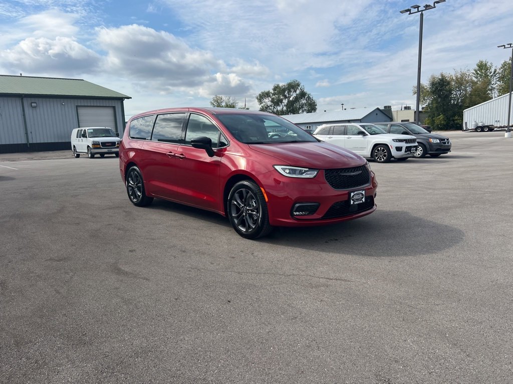 New 2026 Chrysler Pacifica Select image 34