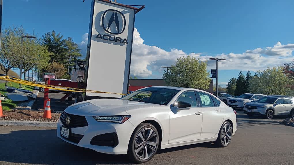 Used 2025 Acura TLX w/ Technology Package image 1
