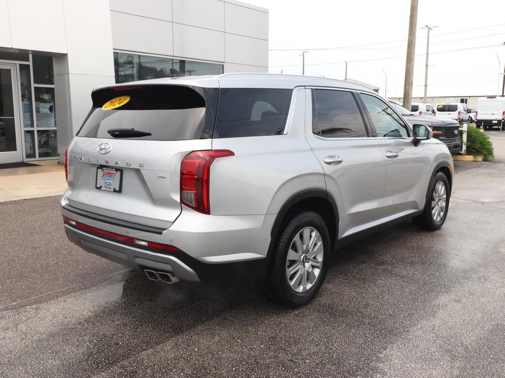 Used 2024 Hyundai Palisade SEL AWD/4WD image 14