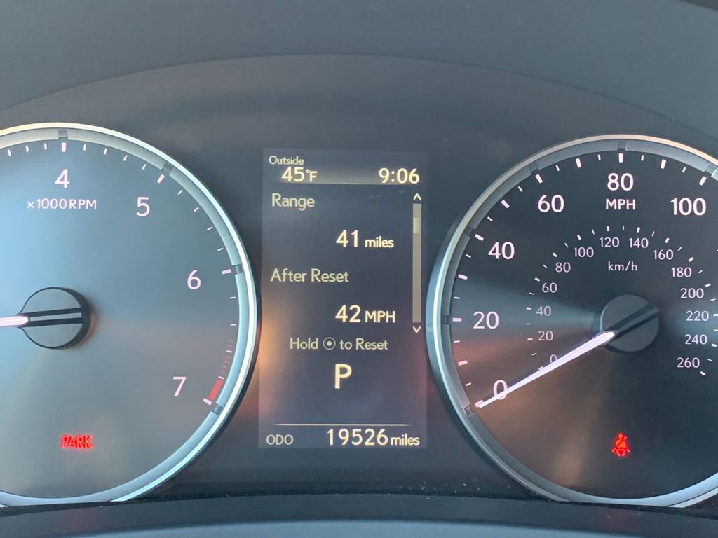 Used 2025 Lexus IS 350 F Sport w/ Navigation Package image 32