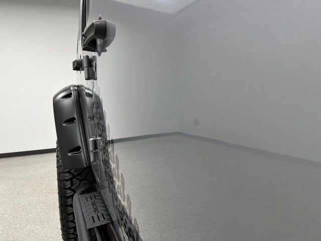 Used 2015 Jeep Wrangler Unlimited Sport w/ Quick Order Package 24S AWD/4WD image 11