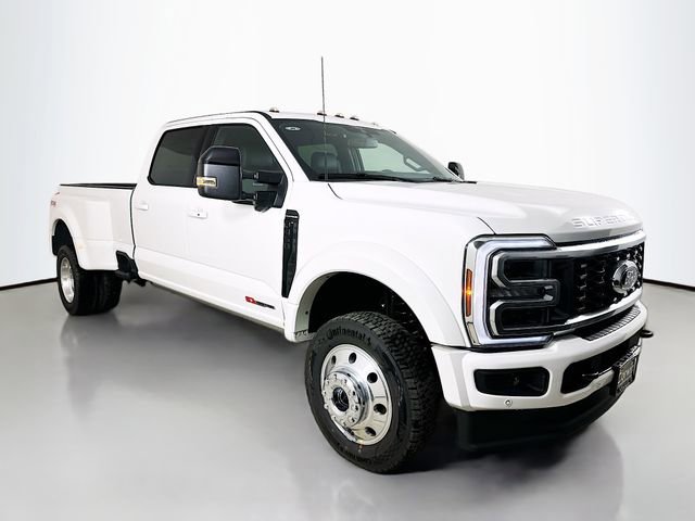 New 2026 Ford F450 Platinum w/ FX4 Off-Road Package