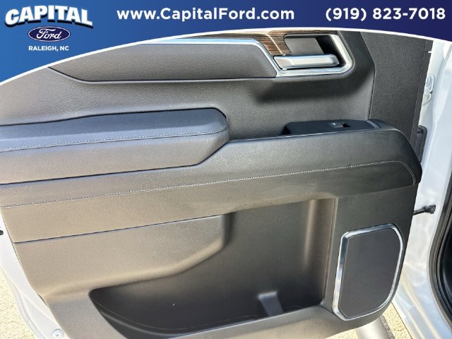 Used 2025 Chevrolet Silverado 1500 LT Trail Boss w/ Convenience Package II AWD/4WD image 17