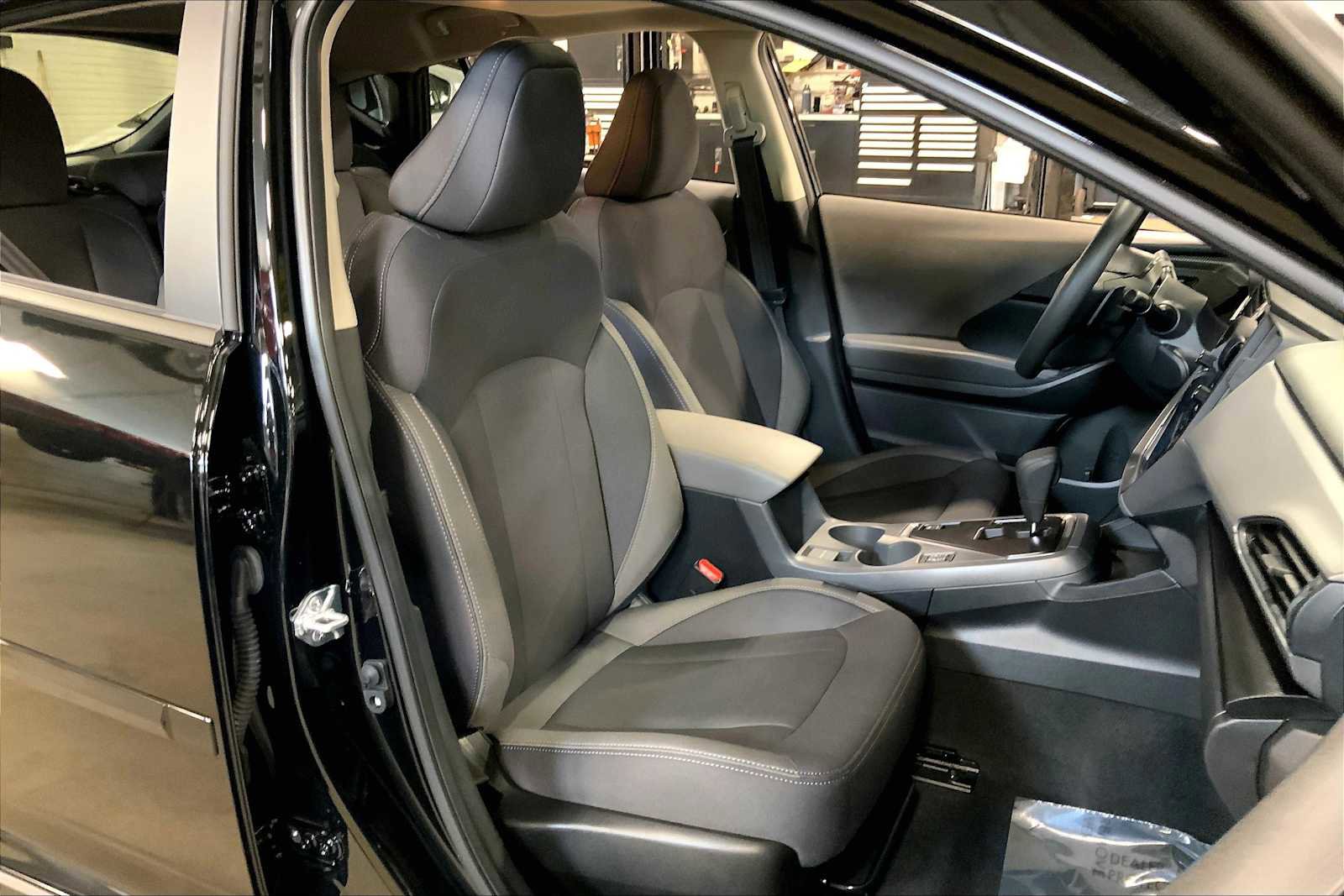 Certified 2025 Subaru Crosstrek 2.0i Premium image 7