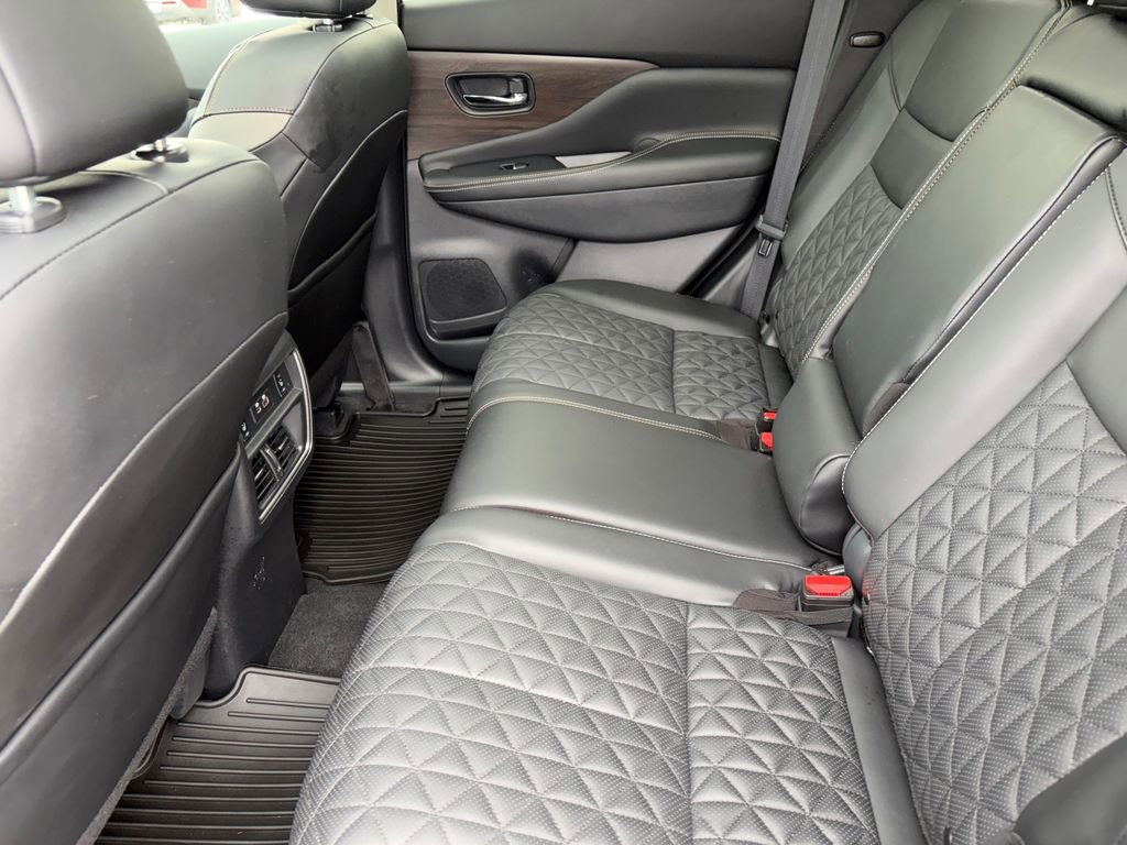 Used 2024 Nissan Murano Platinum w/ Cargo Package FWD image 26