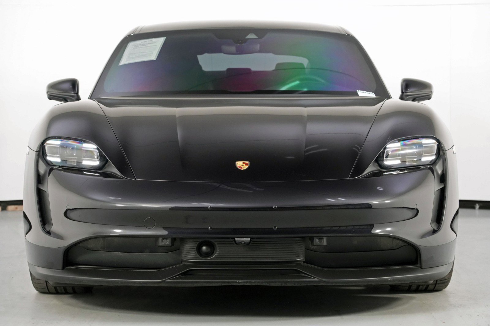 Used 2023 Porsche Taycan 4S w/ Premium Package image 6