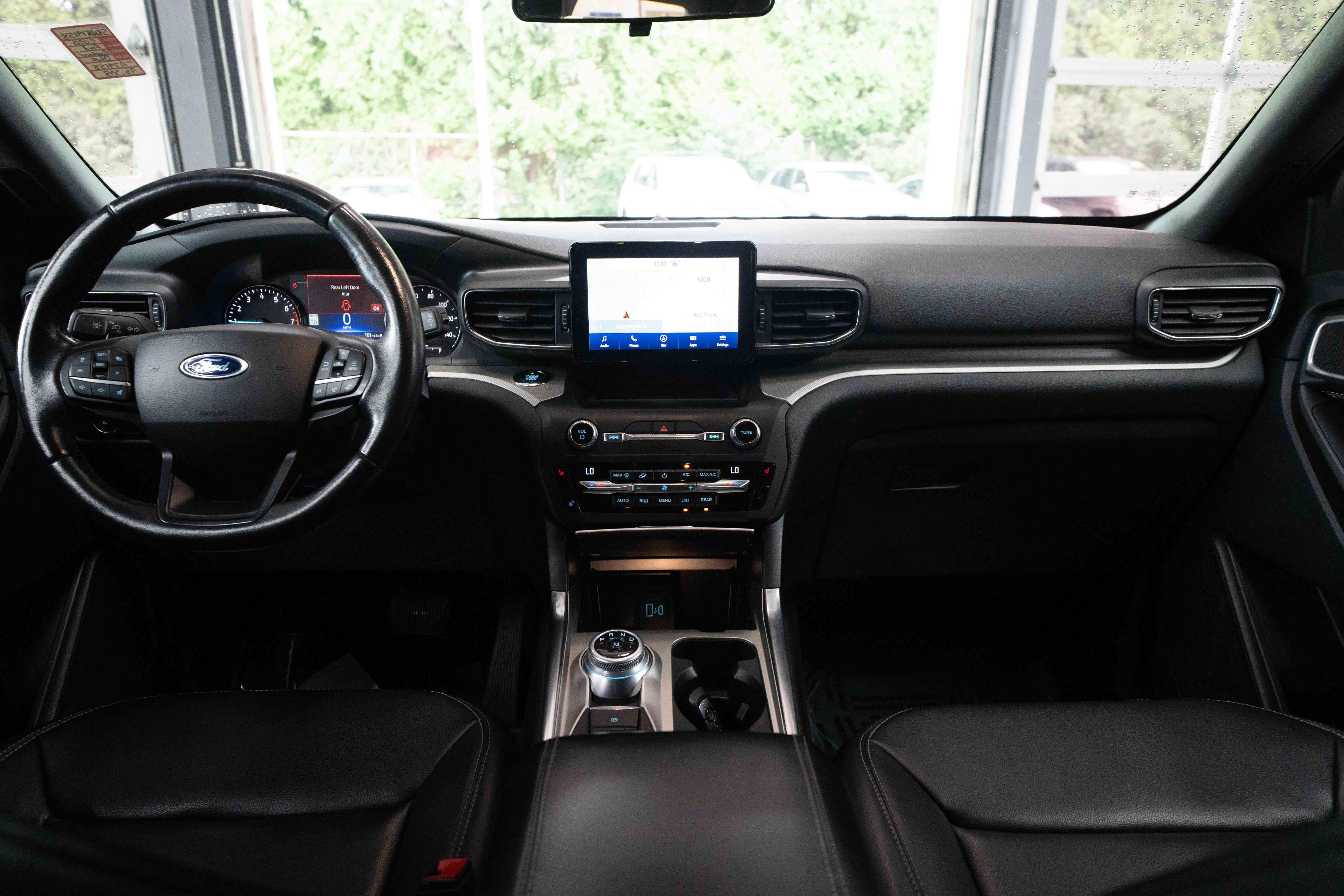 Used 2020 Ford Explorer XLT w/ Equipment Group 202A AWD/4WD image 20