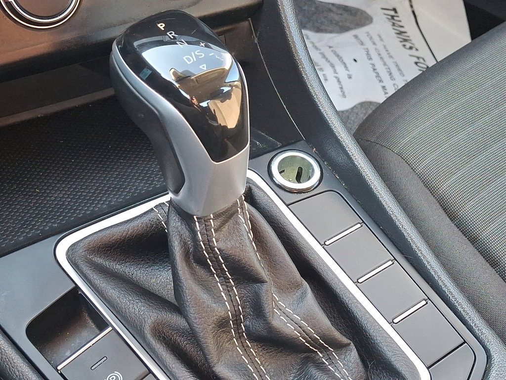 Used 2024 Volkswagen Jetta S image 30