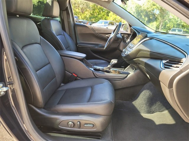 Used 2022 Chevrolet Malibu Premier image 23