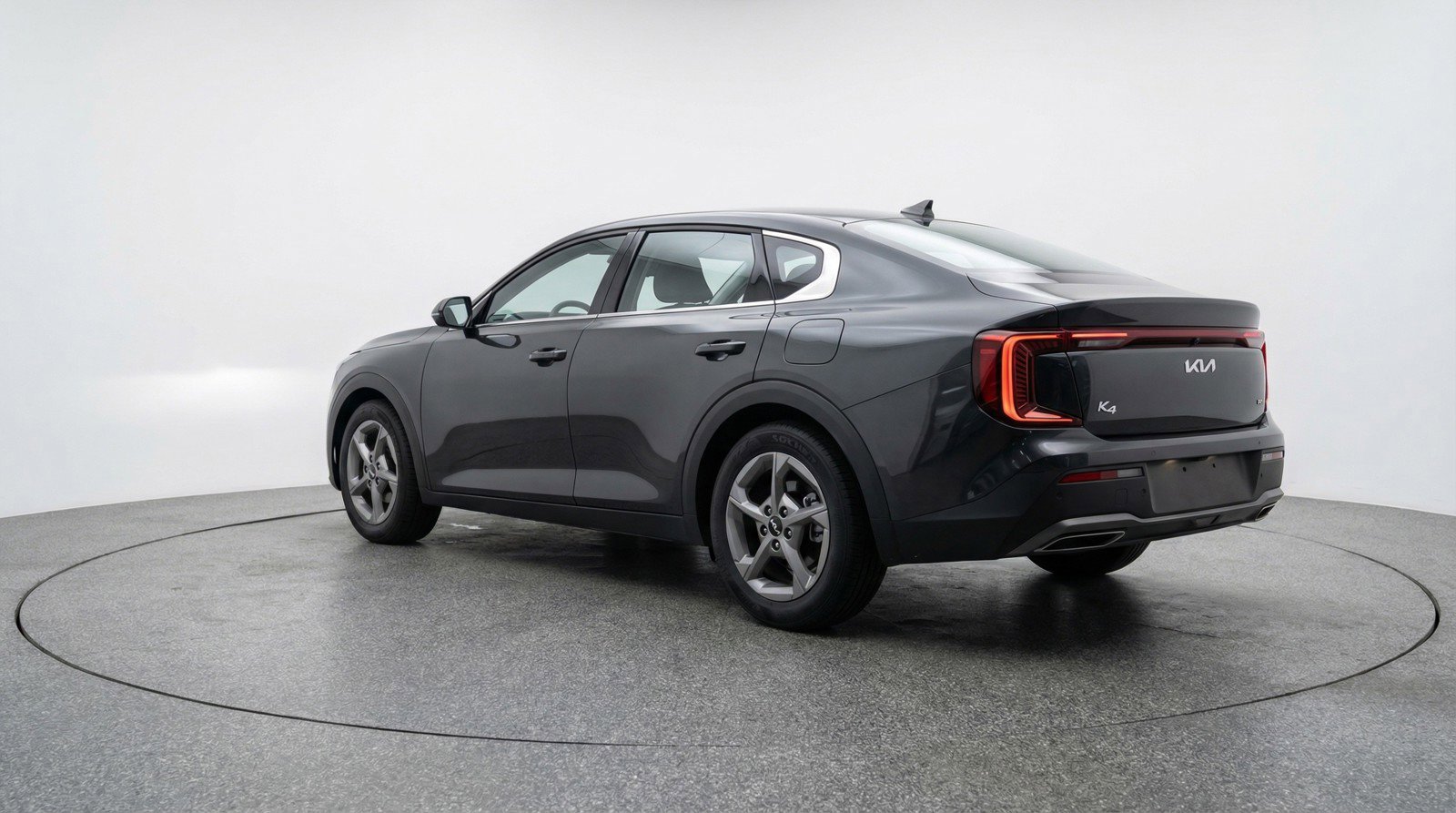 Used 2025 Kia K4 LXS image 6