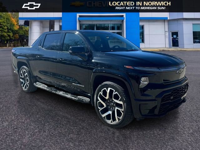 Certified 2025 Chevrolet Silverado EV RST AWD/4WD image 3