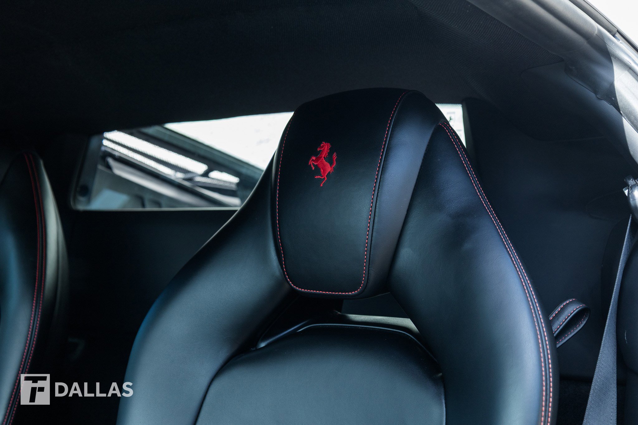 Used 2019 Ferrari 488 GTB RWD image 21