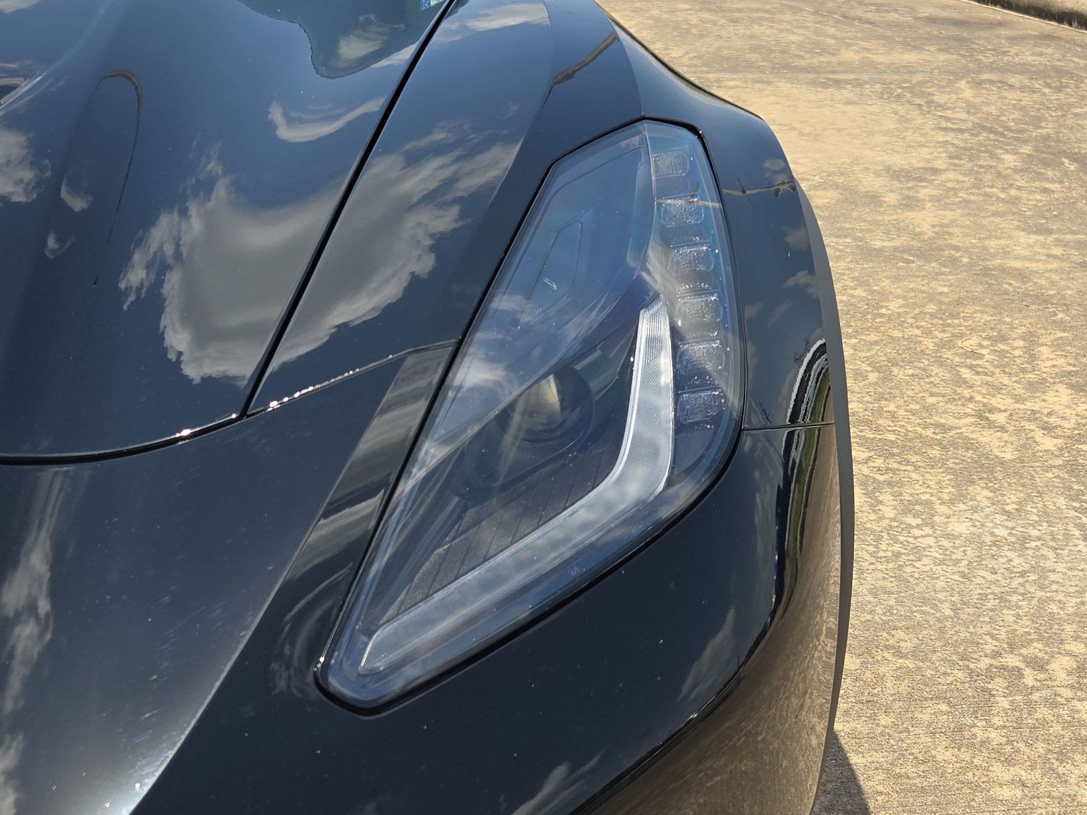 Used 2015 Chevrolet Corvette Z06 w/ 3LZ Preferred Equipment Group RWD image 10