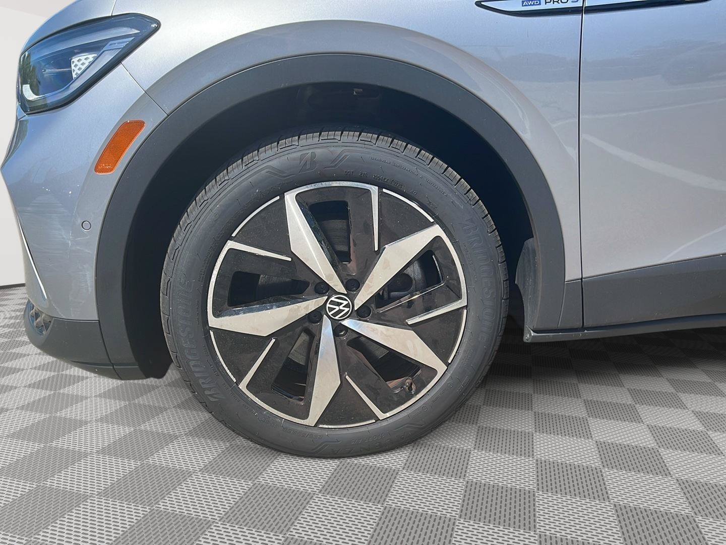 Used 2023 Volkswagen ID.4 Pro S AWD/4WD image 11