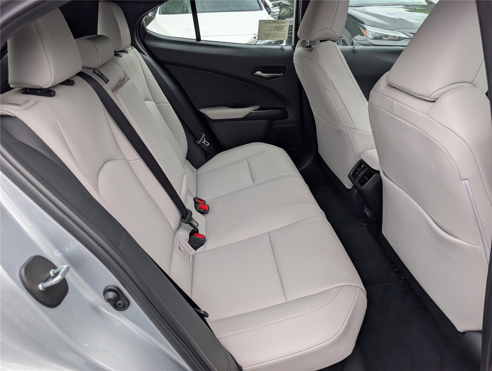 New 2026 Lexus UX 300h AWD image 9