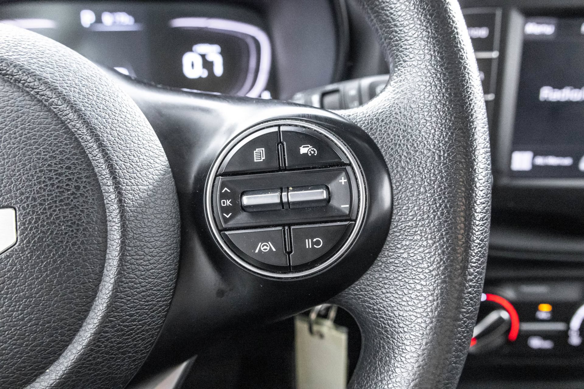 Used 2024 Kia Soul LX FWD image 25