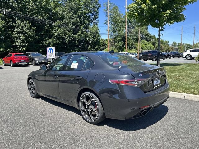 New 2026 Alfa Romeo Giulia AWD w/ Driving Assist Package image 6
