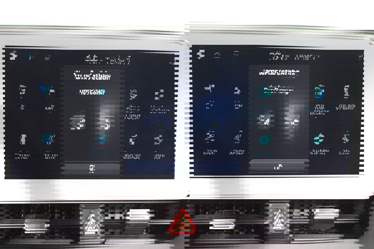 Used 2023 Hyundai Ioniq 5 SE w/ Cargo Package image 14