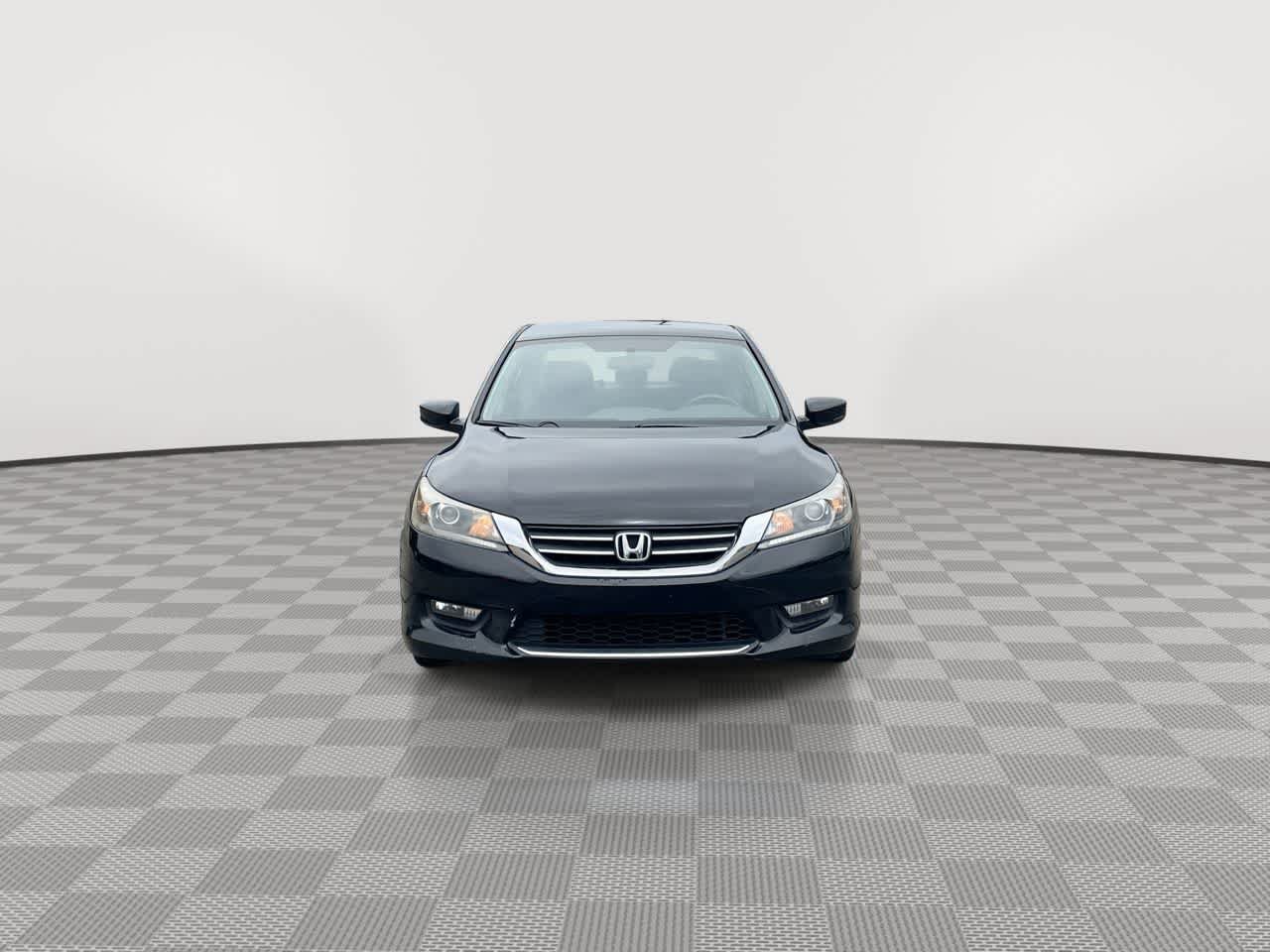Used 2014 Honda Accord Sport image 3
