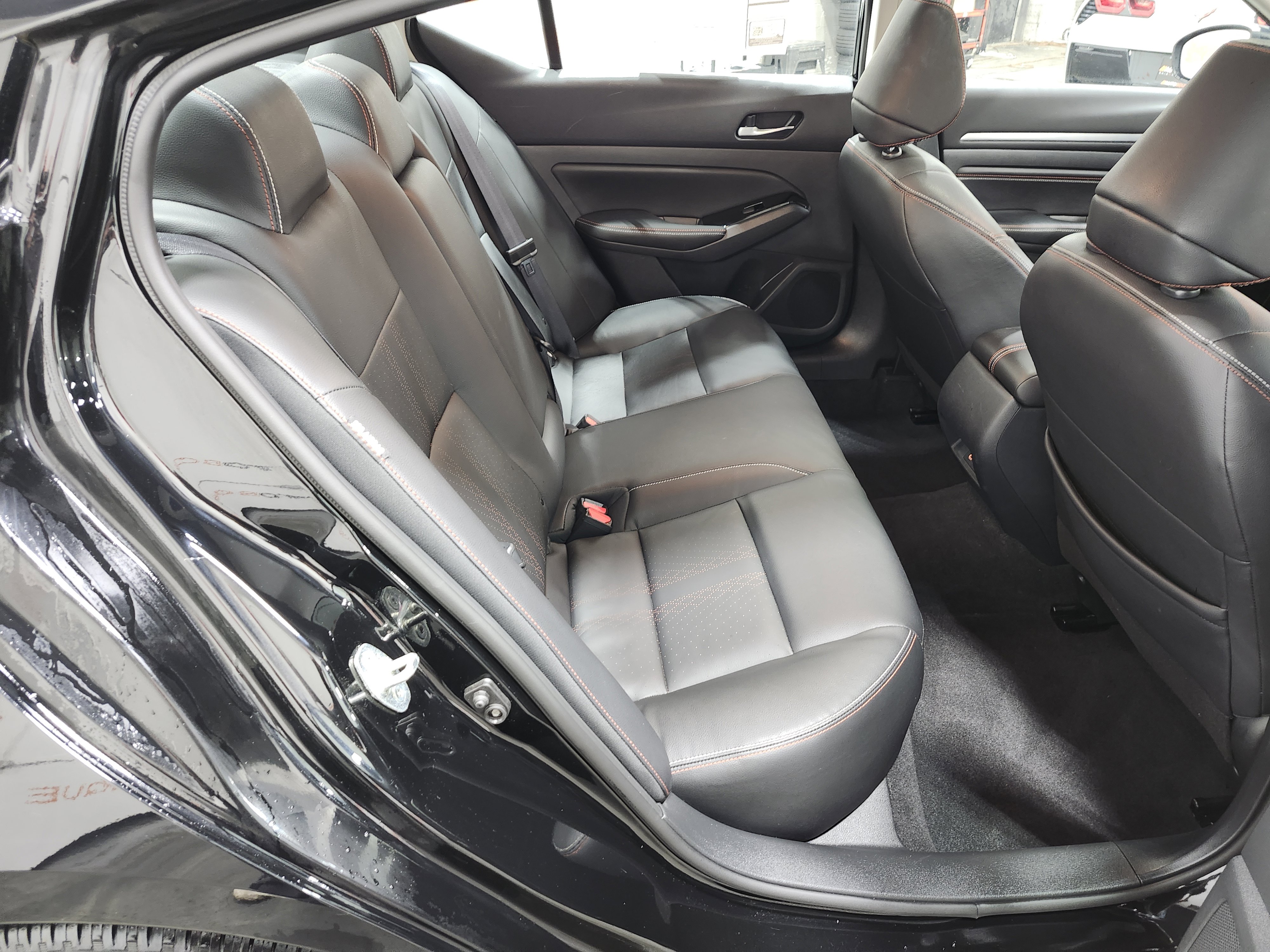 Used 2023 Nissan Altima 2.5 SR w/ SR Premium Package image 21